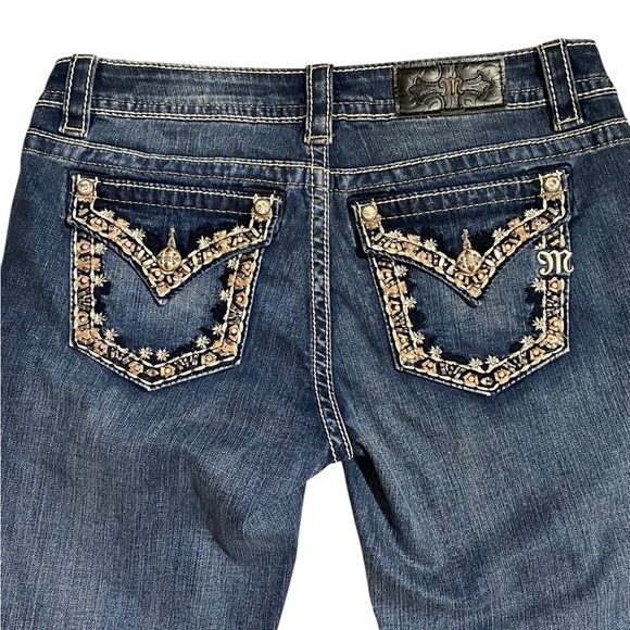 Women's Miss Me Blue Jeans with Silver Details - Picture 10 of 14